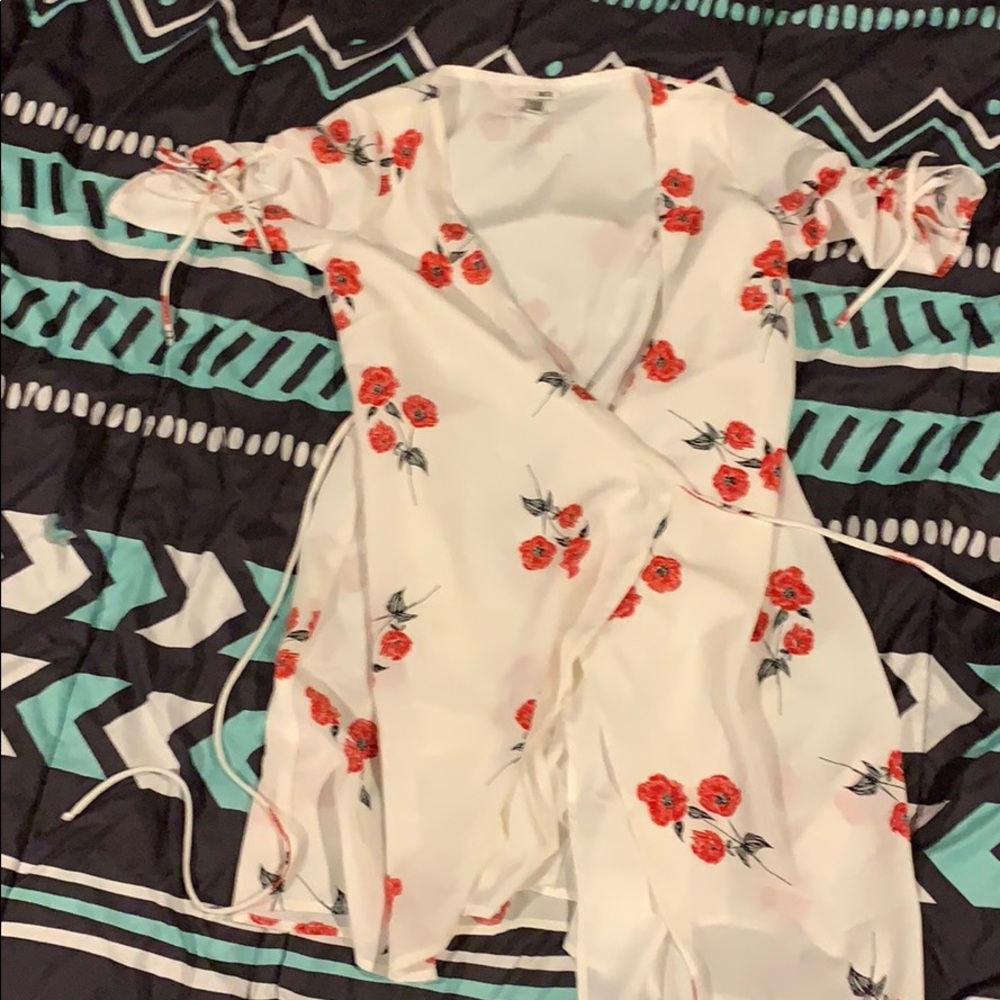 Wrap/tie around dress